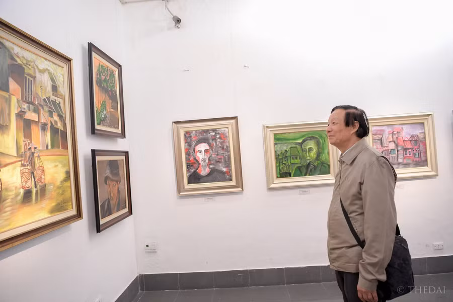 Những bức tranh của các bạn học sinh được sự ủng hộ của rất nhiều bạn bè cũng như người yêu thích tranh.