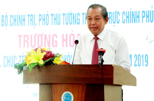 Phó Thủ tướng chúc các cán bộ, giảng viên, sinh viên đón tết Chôl Chnam Thmây vui tươi, hạnh phúc Phó Thủ tướng chúc các cán bộ, giảng viên, sinh viên đón tết Chôl Chnam Thmây vui tươi, hạnh phúc