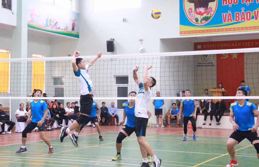 Trận chung kết diễn ra đầy gay cấn, kịch liệt.