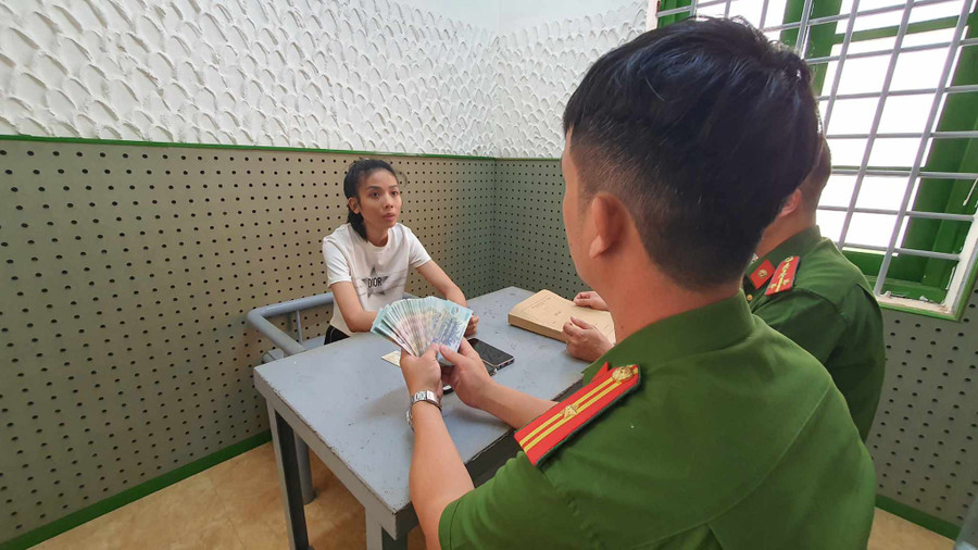 Cơ quan Công an làm việc với Hoài. (Ảnh: TT) Cơ quan Công an làm việc với Hoài. (Ảnh: TT)