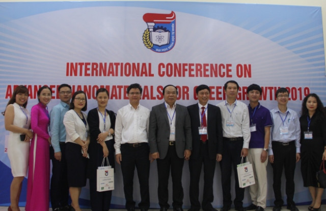 Các nhà khoa học tham dự Hội thảo.