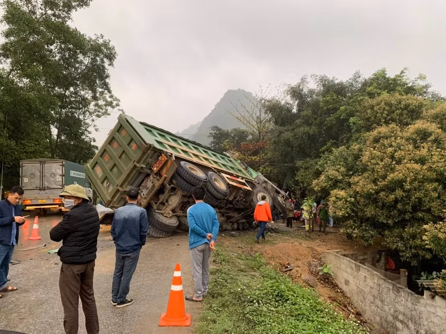 Hiện trường vụ tai nạn giao thông.