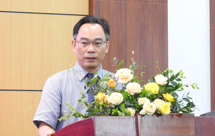 Thứ trưởng Hoàng Minh Sơn phát biểu chúc mừng và giao nhiệm vụ cho Tạp chí