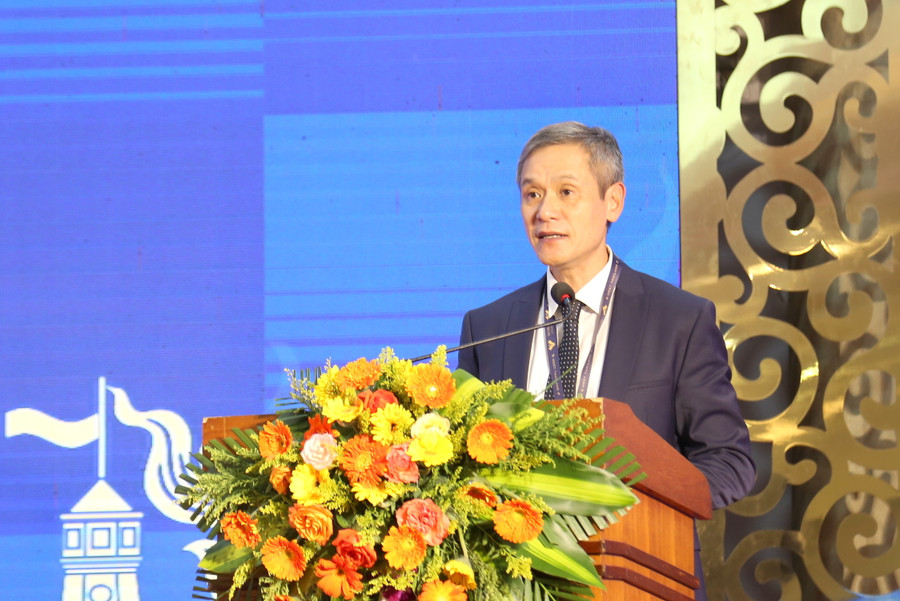 Trợ lý Bộ trưởng Bộ Ngoại giao Nguyễn Minh Vũ phát biểu tại hội nghị Gặp gỡ Thái Lan. Trợ lý Bộ trưởng Bộ Ngoại giao Nguyễn Minh Vũ phát biểu tại hội nghị Gặp gỡ Thái Lan.