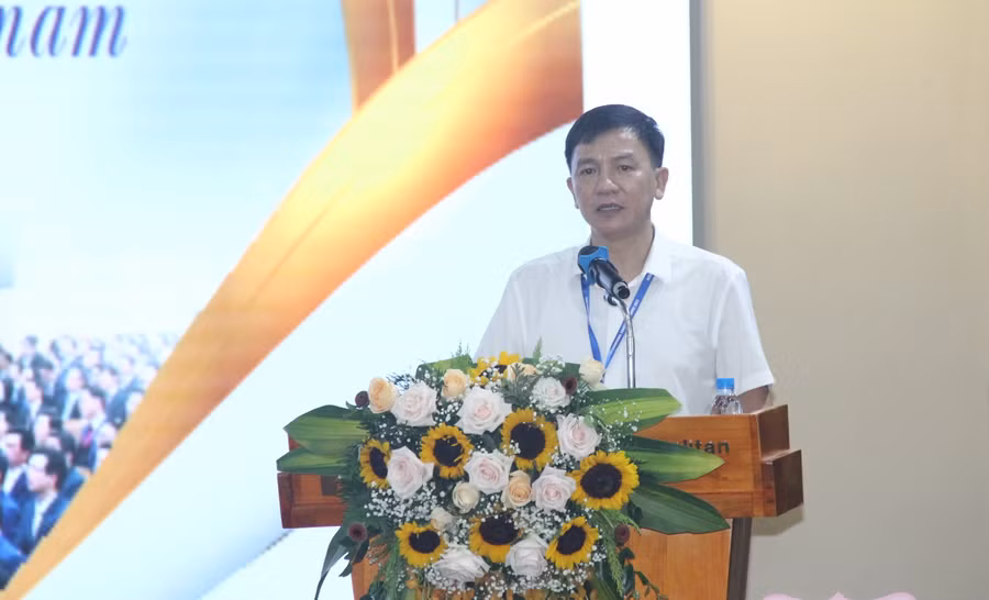 PGS.TS Phạm Quốc Khánh – Phó Cục trưởng Cục Quản lý chất lượng (Bộ GD&amp;ĐT) phát biểu tại Hội thảo.