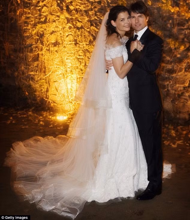 Tom và Katy đã ly hôn sau 5 năm chung sống