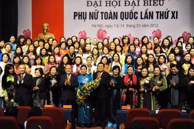 Phát huy vai trò của phụ nữ trong thời kỳ mới