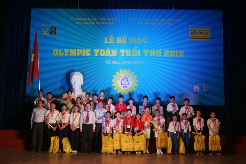 Bế mạc Olympic Toán Tuổi thơ 2012 – Vĩnh Phúc luôn khẳng định là đội mạnh