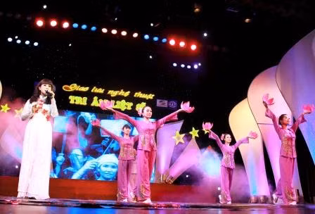 Những cung bậc cảm xúc "Tri ân các liệt sỹ"