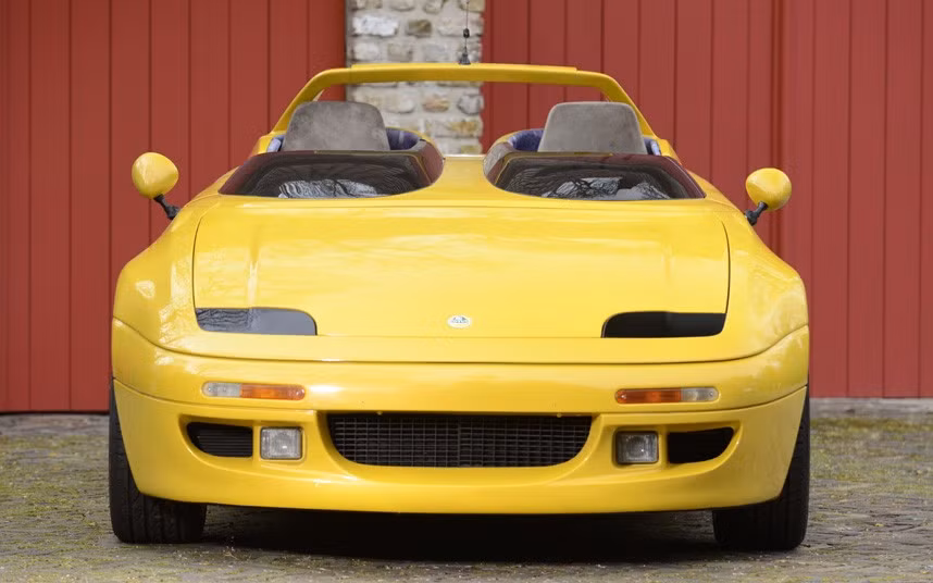 This Lotus M200 Speedster fully operational concept car starred on the Lotus stand at the 1991 Frankfurt Motor Show. Estimate: £80,000-£120,000