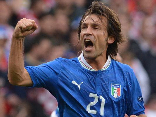 Pirlo góp công lớn giúp Italia vào chung kết 