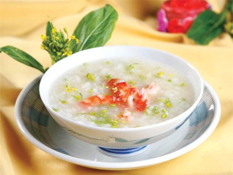 Có nên kiêng tôm và thịt gà khi bị ho? - Ảnh 1 Co nen kieng tom va thit ga khi bi ho? - Anh 1