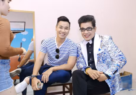 Thanh Bach lam gi khi thay Tran Thanh ngoi ghe nong? - Anh 1