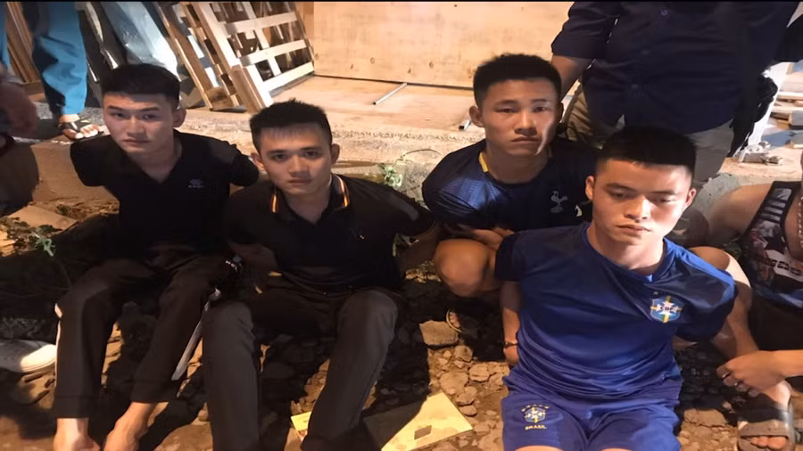 Các đối tượng bị cơ quan chức năng bắt giữ sau nhiều ngày lẩn trốn