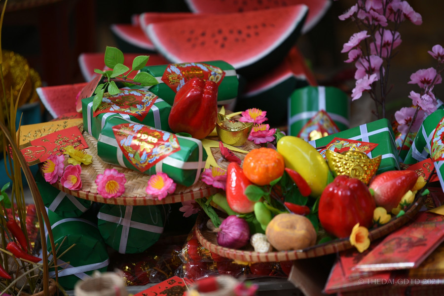 Đồ trang trí mang phong cách cổ truyền được ưa chuộng trong dịp Tết ảnh 4