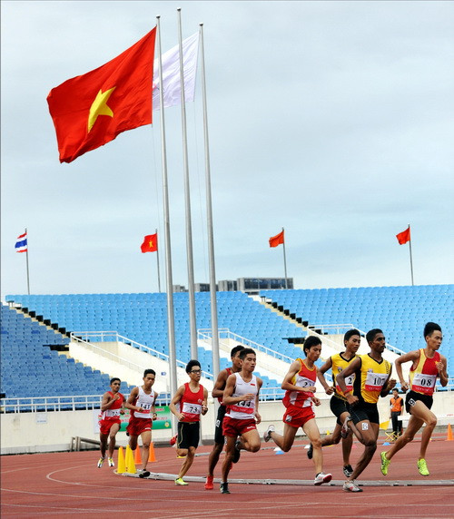 Chiều tối nay điền kinh tiếp tục tranh tài tại SVĐ Quốc gia Mỹ Đình và hứa hẹn các VĐV của chúng ta sẽ tiếp tục mang HC về cho Đoàn thể thao VN Chiều tối nay điền kinh tiếp tục tranh tài tại SVĐ Quốc gia Mỹ Đình và hứa hẹn các VĐV của chúng ta sẽ tiếp tục mang HC về cho Đoàn thể thao VN