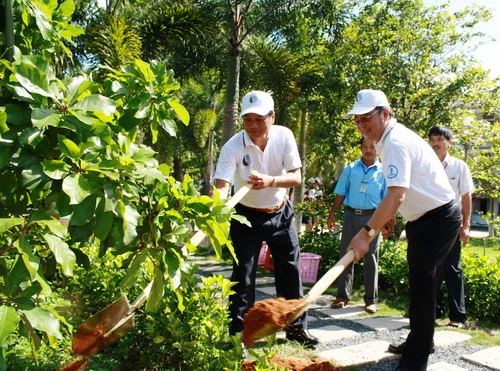 Ngành giáo dục hưởng ứng Ngày Môi trường thế giới