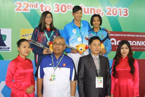 Kình ngư Ánh Viên đưa Việt Nam đứng đầu bảng tổng sắp