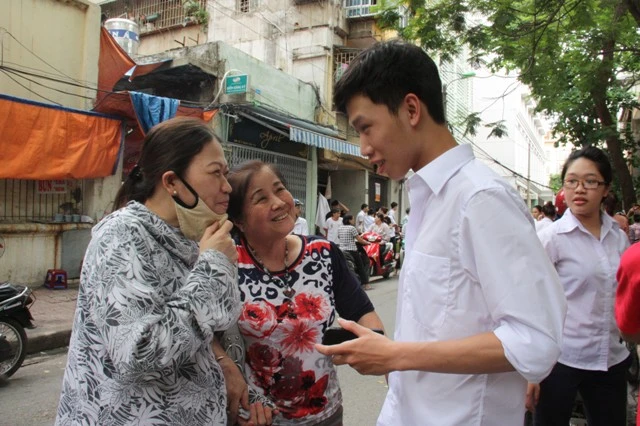 Học sinh dũng cảm tái hiện trong đề Văn