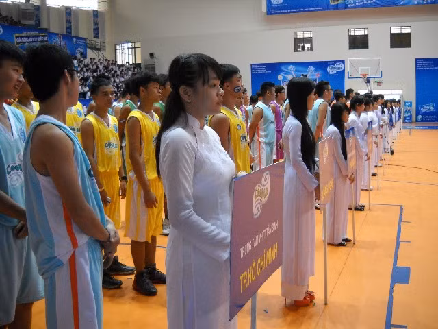 Khai mạc VCK giải bóng rổ U17 Quốc gia – Cup COOL AIR 2013 