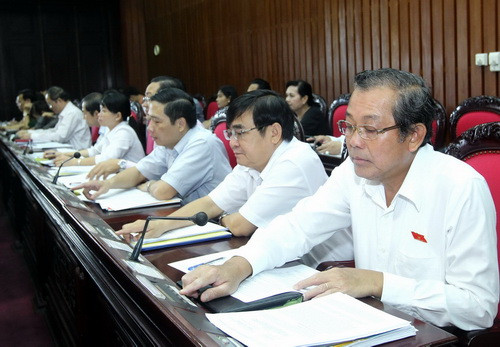 Kỳ họp thứ 5 Quốc hội khóa XIII: Không nên phân biệt các loại hình đào tạo trong tuyển dụng