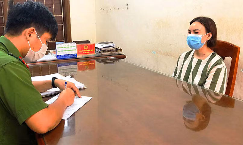 Huỳnh Trúc Như làm việc với cơ quan công an.