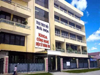 Nhà giáo VN được Nga phong tặng danh hiệu GS danh dự