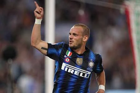 Hạnh phúc ở Inter, Sneijder khiến các &quot;đại gia&quot; Premier League thất vọng