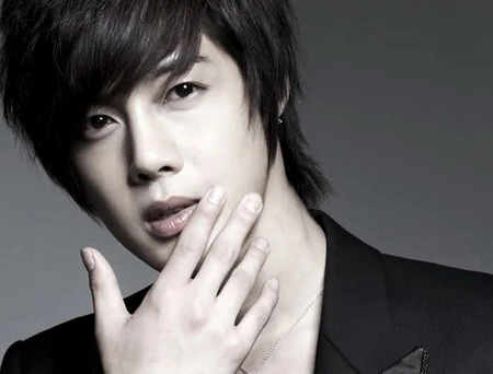 Kim Hyun Joong thừa nhận phẫu thuật thẩm mỹ