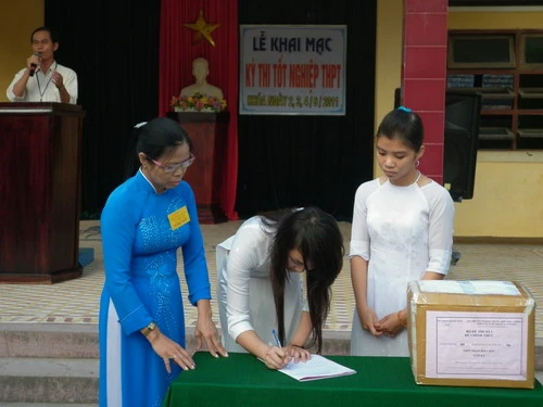 Sáng nay 2/6, bắt đầu kỳ thi tốt nghiệp THPT 2011