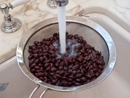 6 thuc pham giu am co the va tang cuong mien dich mua lanh - Anh 2