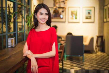 Phan Thị Mơ từ chối lời cầu hôn của bạn trai hơn 12 tuổi - Ảnh 1 Phan Thi Mo tu choi loi cau hon cua ban trai hon 12 tuoi - Anh 1