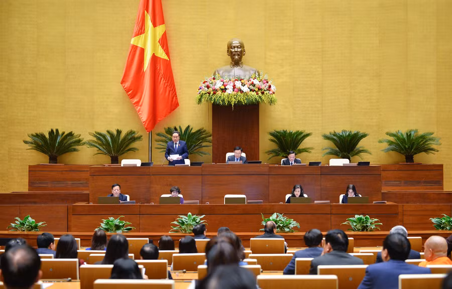 Phó Chủ tịch Thường trực Quốc hội Trần Thanh Mẫn điều hành nội dung Phiên họp.