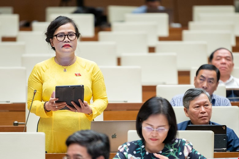 Đại biểu Nguyễn Thị Sửu.