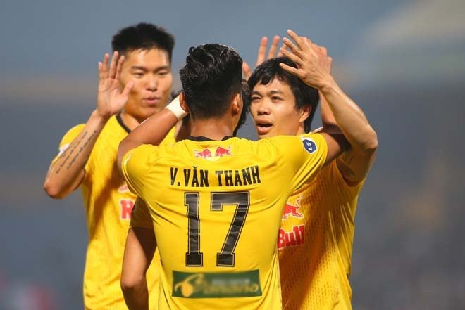 Công Phượng ghi siêu phẩm vào lưới của Viettel ở vòng 5 V.League