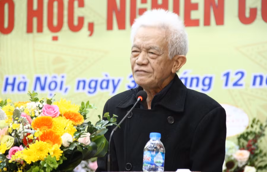 PGS.TS Đặng Quốc Bảo tham luận tại hội nghị