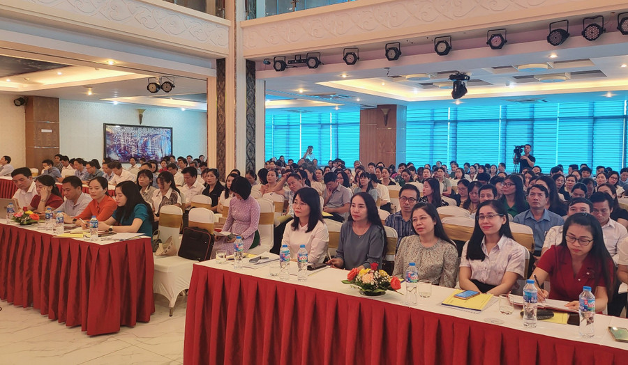 Hội nghị đánh giá thực trạng và giải pháp thực hiện Chương trình GDPT 2018 cấp tiểu học. Hội nghị đánh giá thực trạng và giải pháp thực hiện Chương trình GDPT 2018 cấp tiểu học.