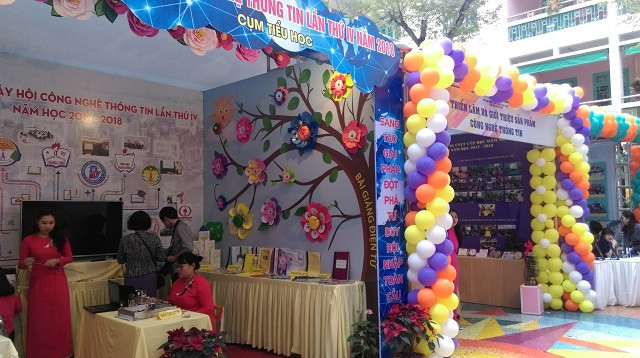 Khu trưng bày và giới thiệu sản phẩm tại Trường Mầm non CLC 20-10