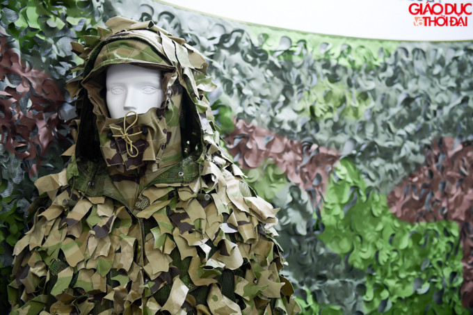 Một số mẫu quân phục ngụy trang cũng được giới thiệu tại triển lãm. Triển lãm Quốc phòng và An ninh - DSE Vietnam 2019 sẽ diễn ra từ ngày 2 tới ngày 4 tháng 10.