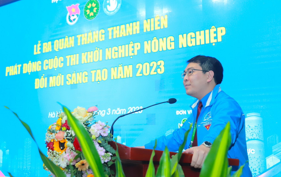Đồng chí Nguyễn Trọng Tuynh phát động phát biểu khởi động Tháng Thanh niên năm 2023. Đồng chí Nguyễn Trọng Tuynh phát động phát biểu khởi động Tháng Thanh niên năm 2023.