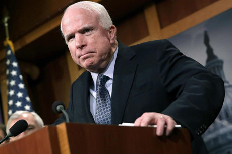 Thượng nghị sỹ John McCain can ngăn ông Trump khôi phục việc tra tấn - Ảnh 1 Thuong nghi sy John McCain can ngan ong Trump khoi phuc viec tra tan - Anh 1