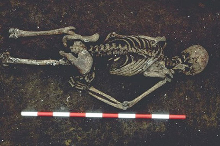 Bí ẩn bộ xương người đàn ông bị mất lưỡi hơn nghìn tuổi ở Anh