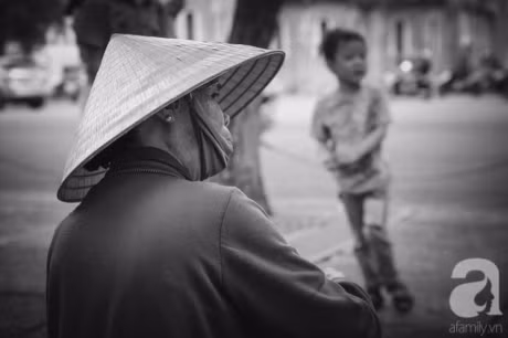 Que me oi! Tet nay con van chua the ve giua cuoc muu sinh... - Anh 8