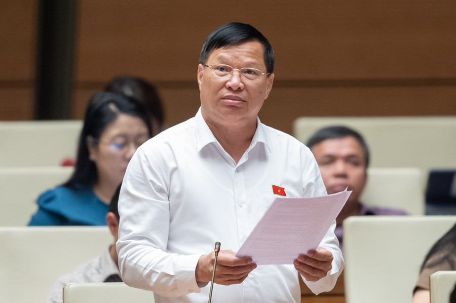 Đại biểu Trần Văn Tiến - Đoàn ĐBQH tỉnh Vĩnh Phúc. Đại biểu Trần Văn Tiến - Đoàn ĐBQH tỉnh Vĩnh Phúc.