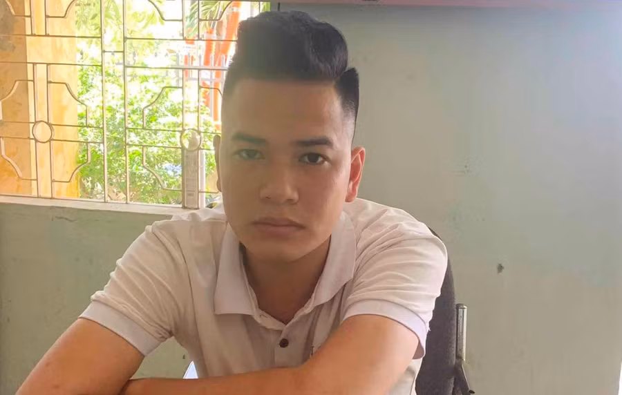 Đối tượng Trần Văn Thạch tại cơ quan điều tra. Ảnh: Công an Hải Phòng.