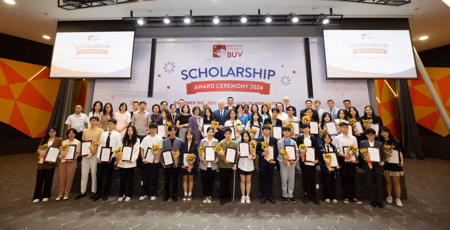 Các quán quân học bổng của BUV.