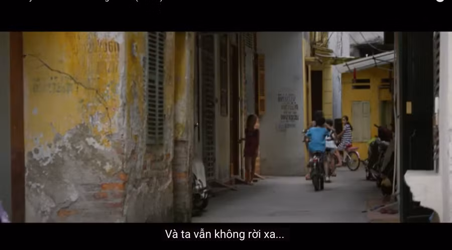 Những hình ảnh giản dị của Hà Nội xuất hiện trong video của Ian Paynton.