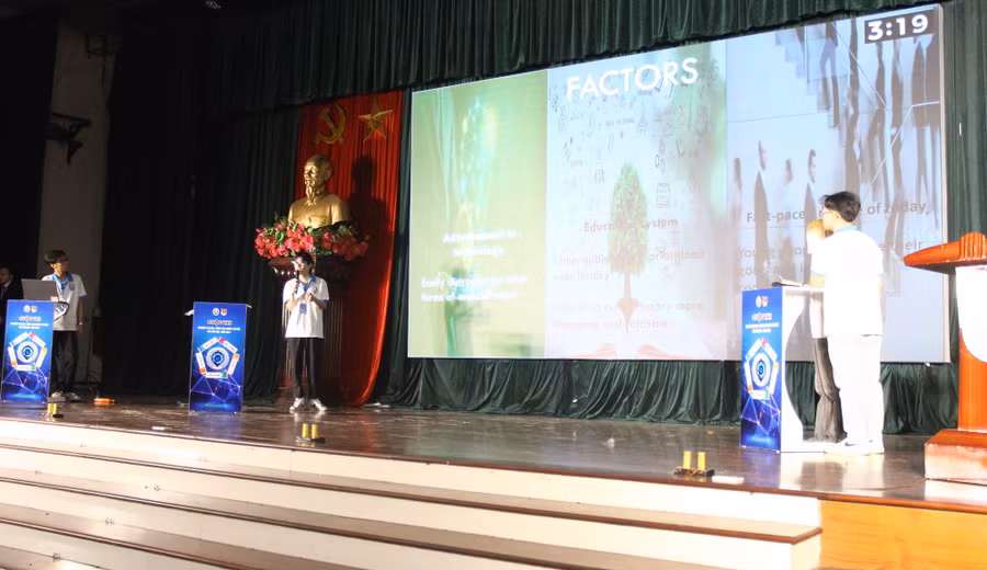 Phần thi tỏa sáng của thí sinh. Phần thi tỏa sáng của thí sinh.