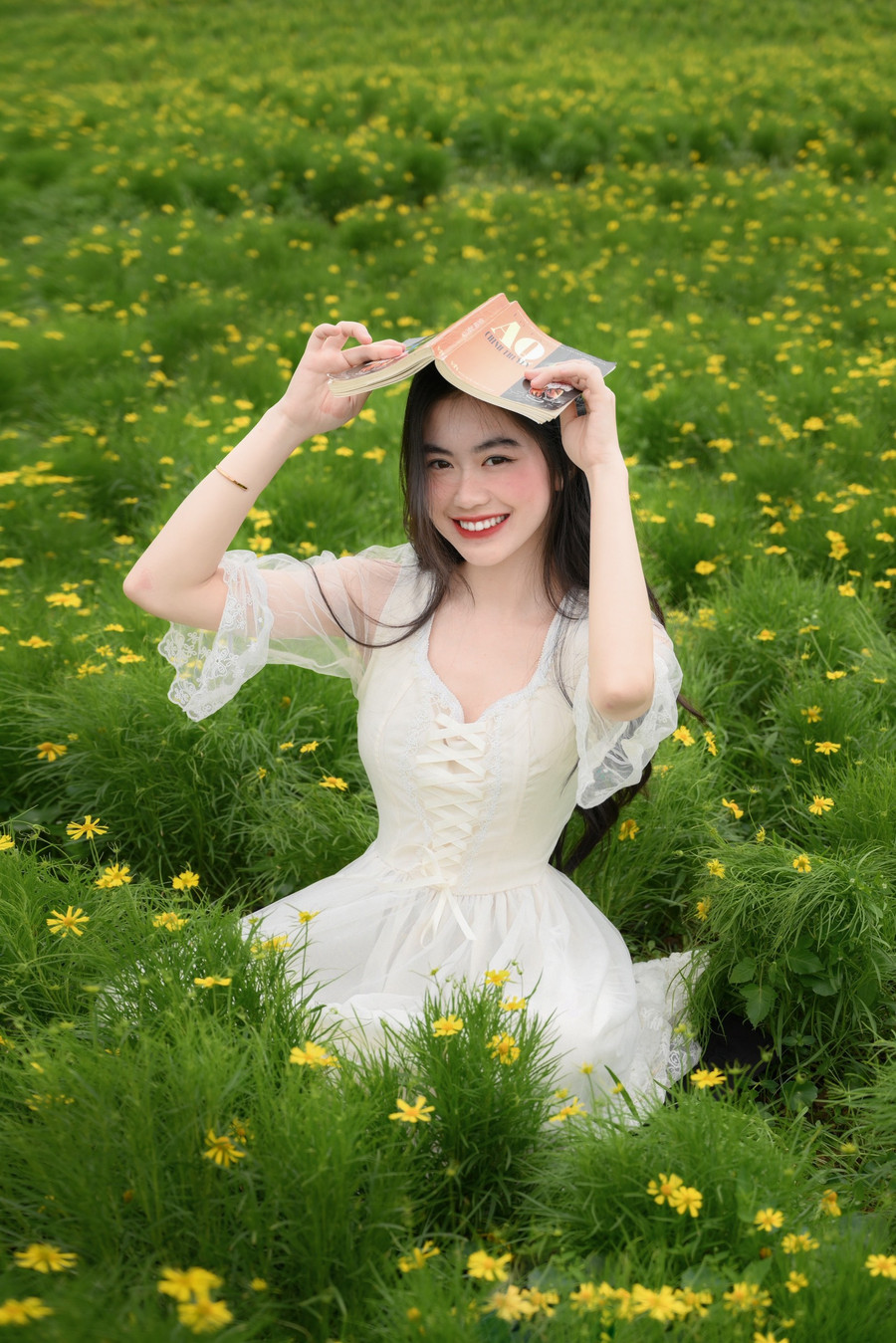 Nhớ lại giây phút đăng quang ngôi vị Á khôi, Anh Thư chia sẻ: “Mặc dù có chút tiếc nuối khi không giành được ngôi vị cao nhất của cuộc thi nhưng mình vẫn thấy hạnh phúc về hành trình tại Miss Naem 2023&quot;.