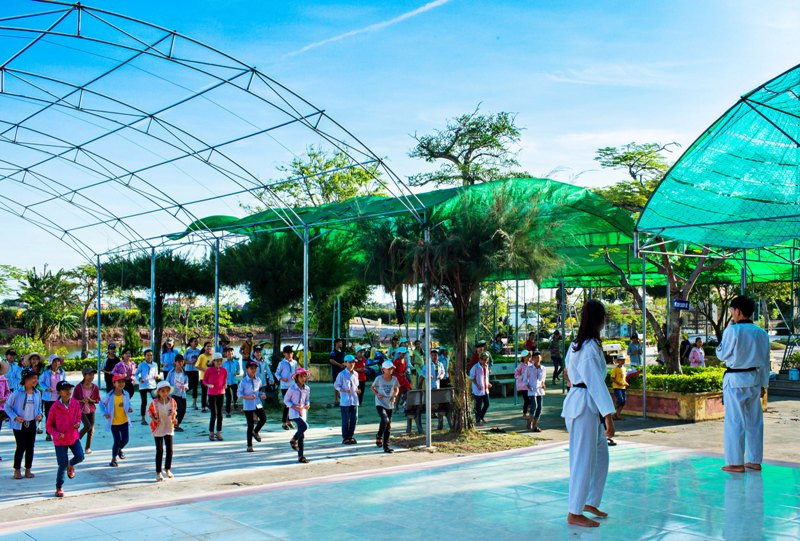 Cơ sở vật chất trường lớp ngày càng khang trang Cơ sở vật chất trường lớp ngày càng khang trang